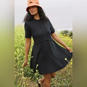 Sweaty Betty Revive T-Shirt Dress Black Short Sleeve sz S Swingy A-Line Stretch